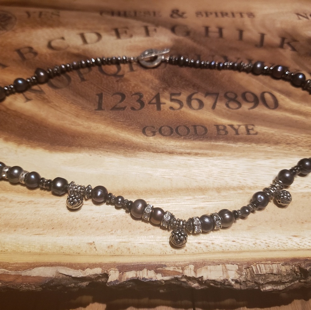 Black pearl necklace